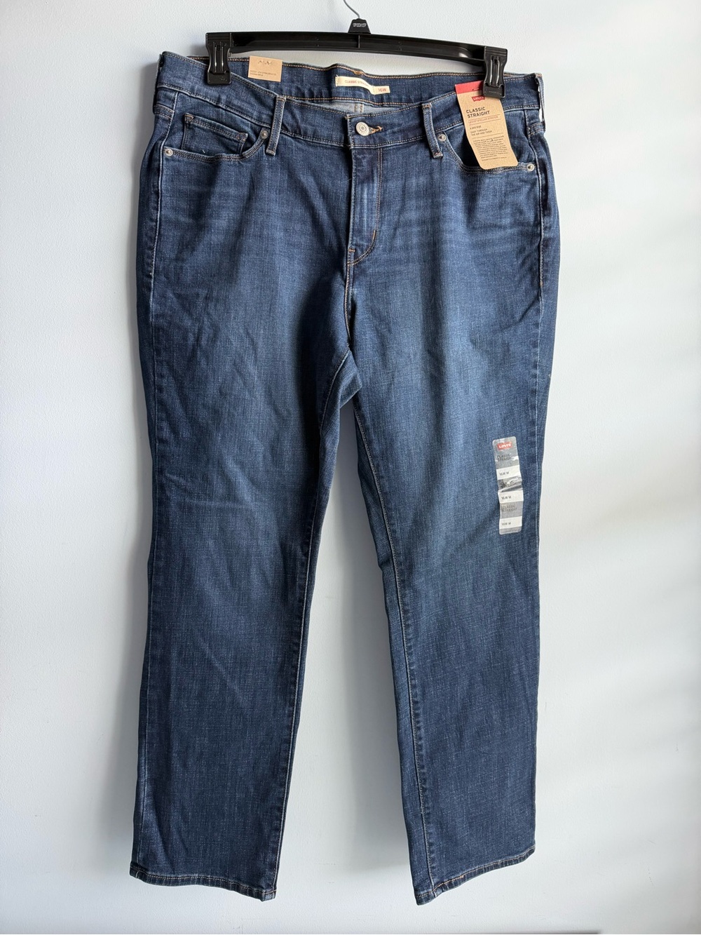 Levi’s Women’s Blue Classic Straight Mid Rise Jeans Size 16W